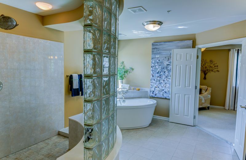 Best Bathroom Renovation Contractors in Visalia, CA